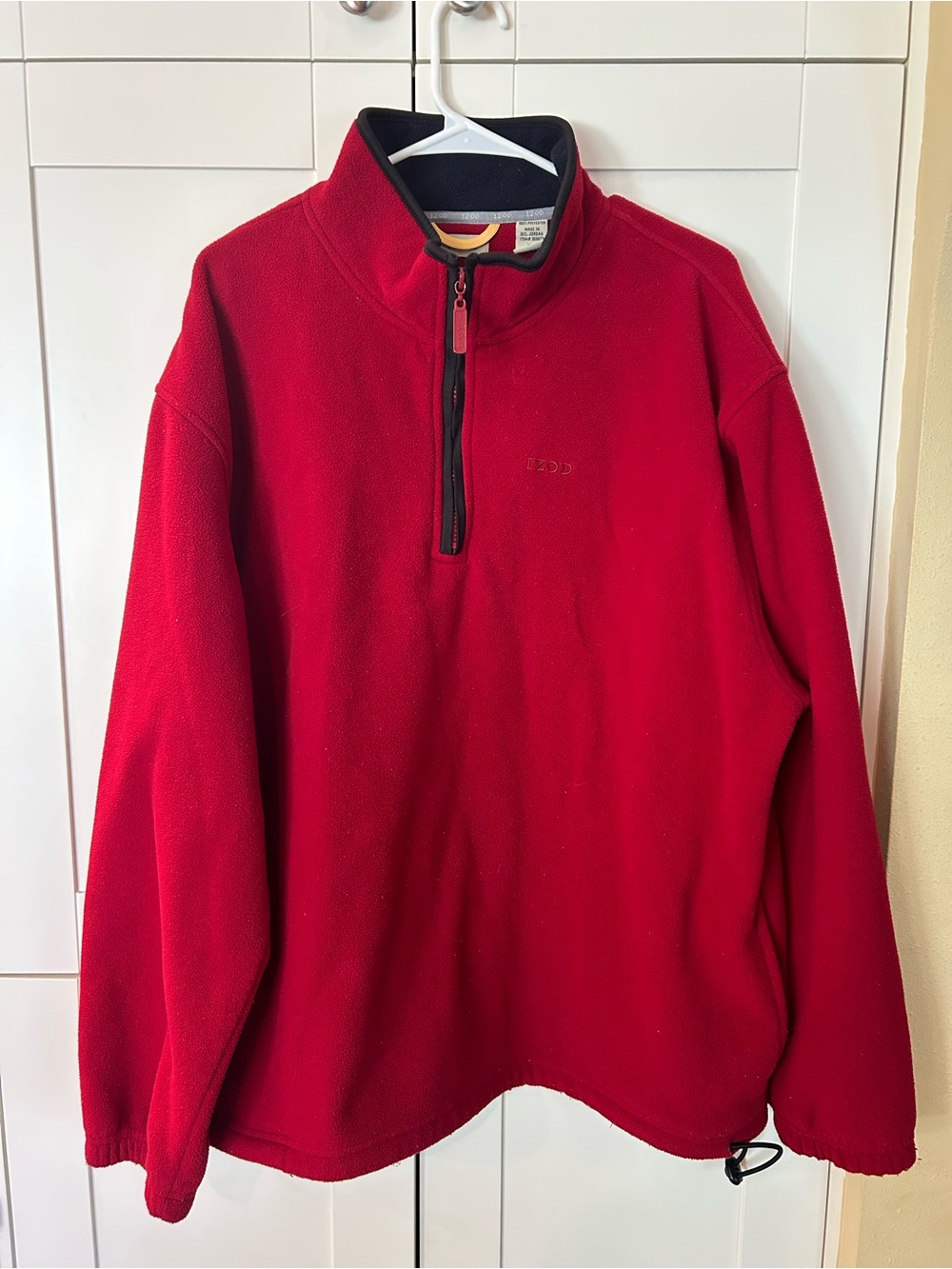 Izod Men's Red Quarter-Zip Fleece Pullover